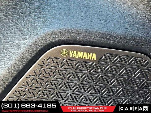 New 2025 Mitsubishi Outlander SE image 17