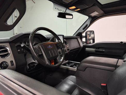 Used 2016 Ford F250 Lariat w/ Lariat Ultimate Package image 13