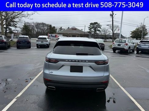 Used 2021 Porsche Cayenne image 6