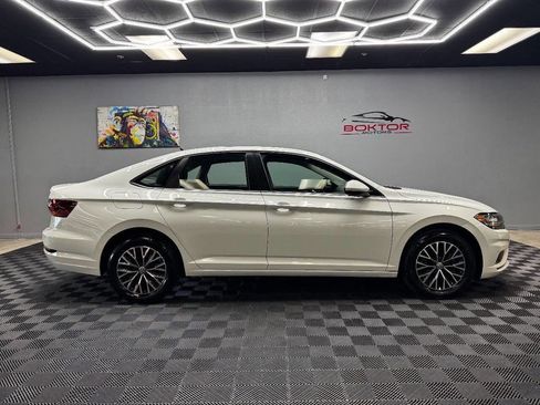 Used 2019 Volkswagen Jetta SE image 16