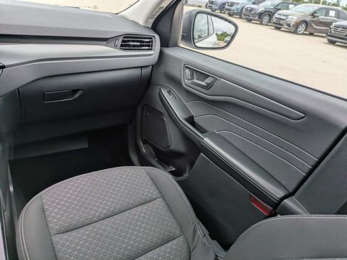 Used 2025 Ford Escape Active AWD/4WD image 20