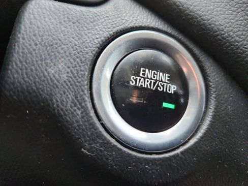 Certified 2021 Chevrolet Equinox LT image 16