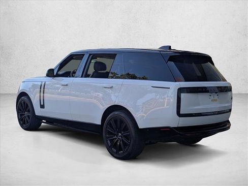 Used 2023 Land Rover Range Rover Long Wheelbase SE AWD/4WD image 4