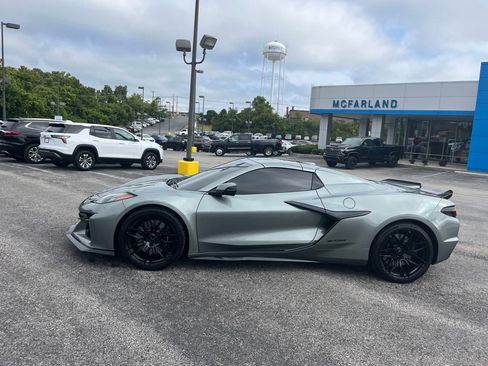 Used 2024 Chevrolet Corvette Z06 w/ Stealth Interior Trim Package image 2