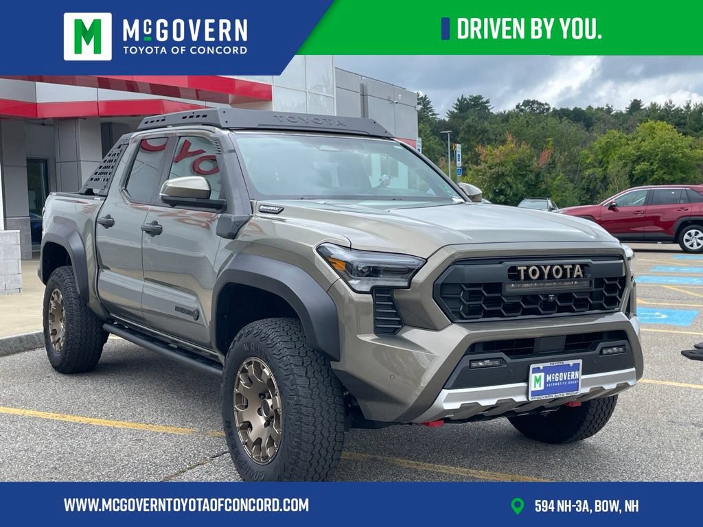 Used 2025 Toyota Tacoma 4x4 Double Cab Hybrid w/ Tow Tech Package image 7