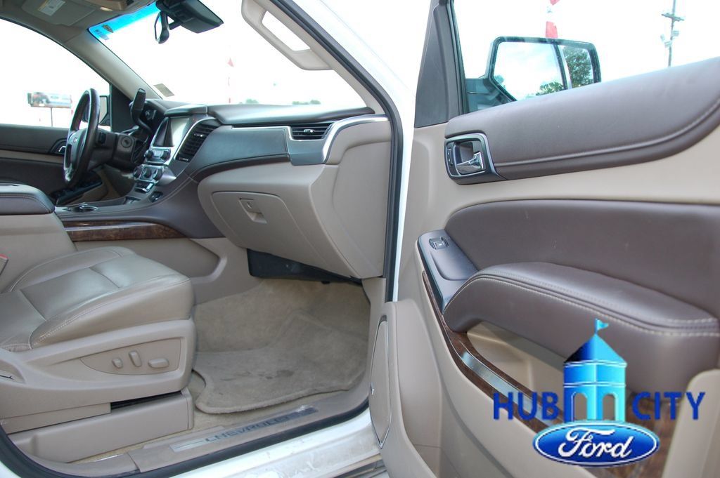 Used 2015 Chevrolet Tahoe LT RWD image 17