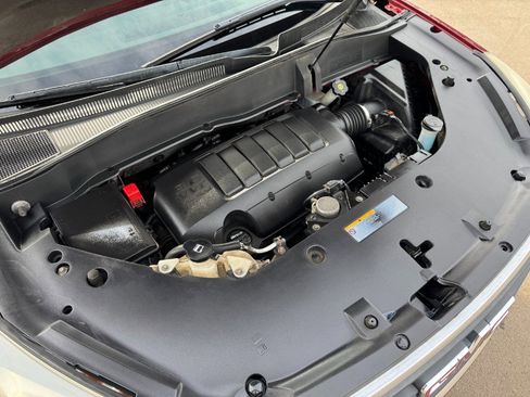 Used 2016 GMC Acadia SLE image 26