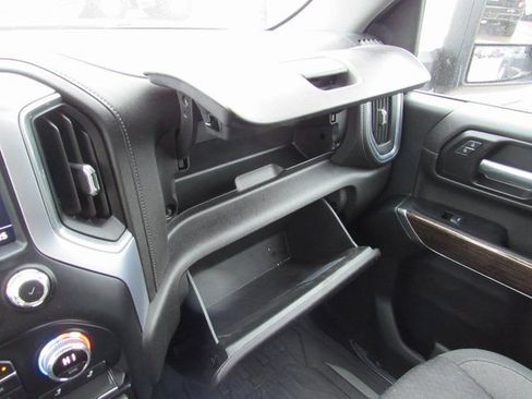 Certified 2022 GMC Sierra 2500 SLE w/ SLE Value Package; image 25