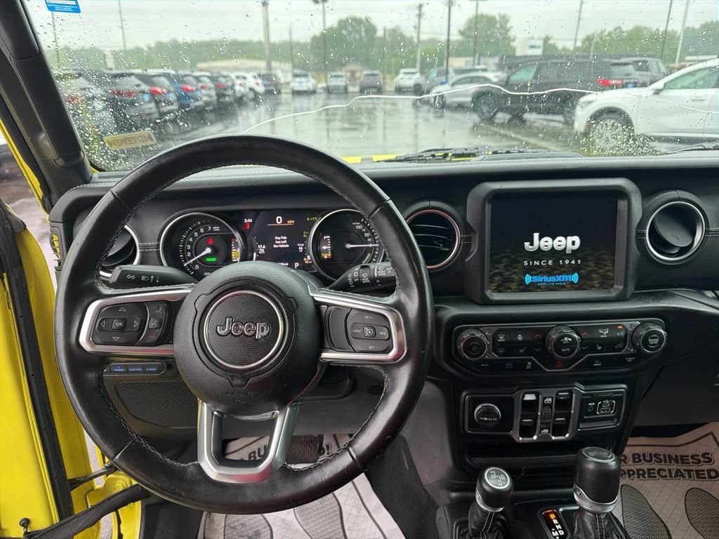 Used 2022 Jeep Wrangler Unlimited Sahara w/ Cold Weather Group AWD/4WD image 21