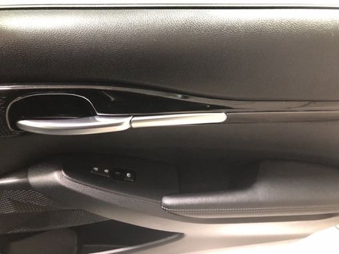 New 2025 Kia Seltos EX image 19