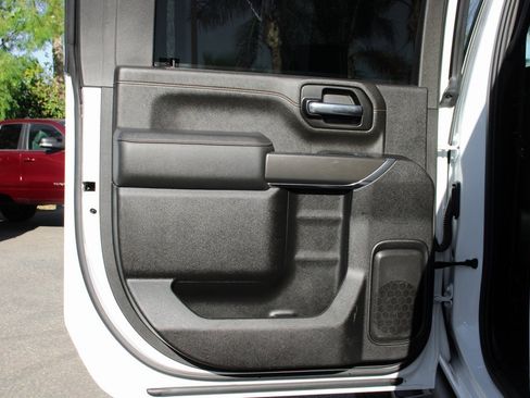 Used 2023 GMC Sierra 2500 AT4 w/ AT4 Preferred Package image 43