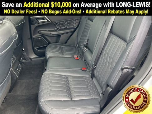 Used 2025 Mitsubishi Outlander SEL image 21