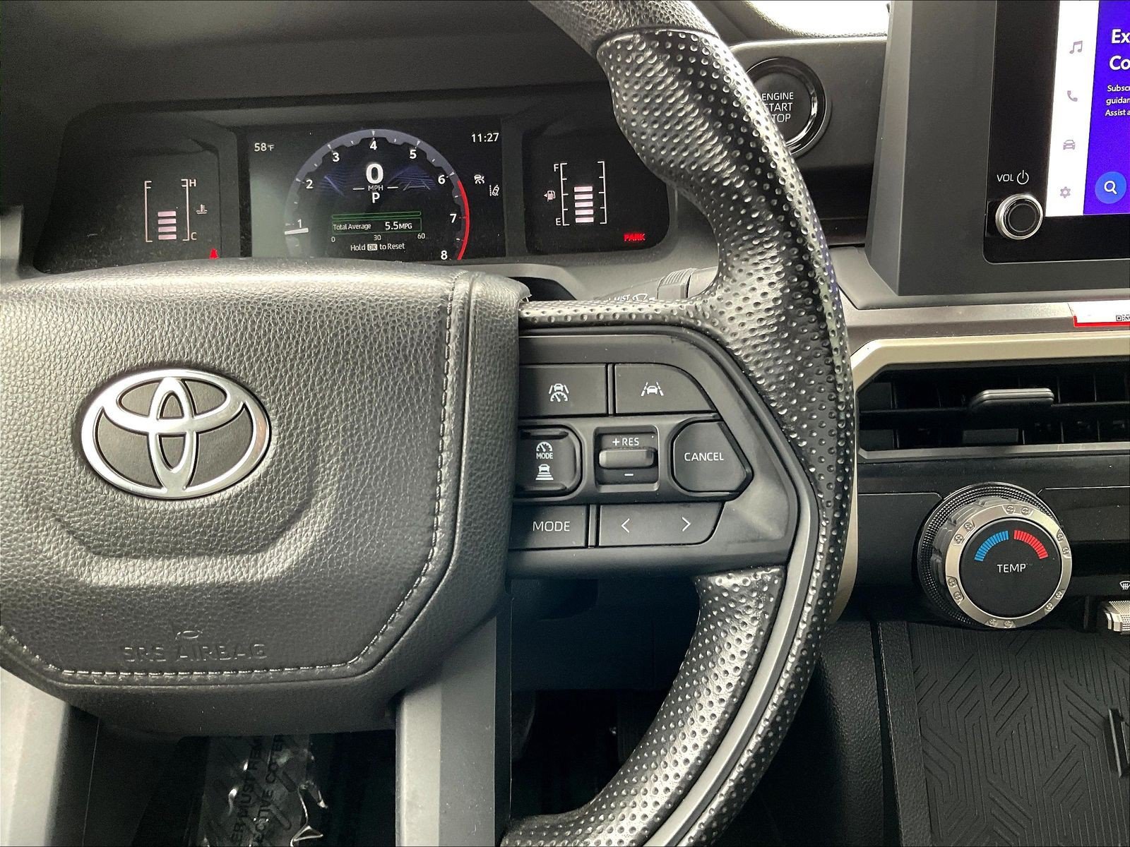 Used 2025 Toyota Tacoma SR5 AWD/4WD image 16