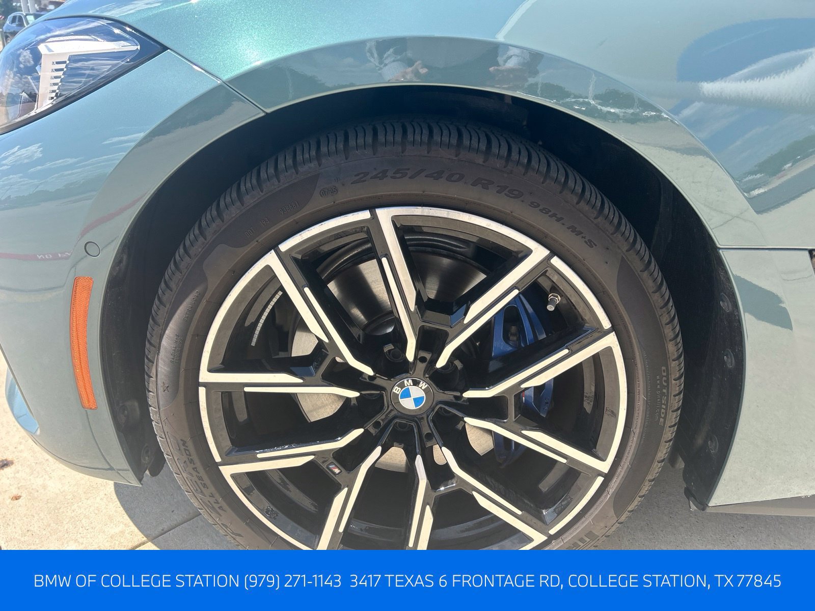 Certified 2025 BMW i4 xDrive40i w/ M Sport Package AWD/4WD image 4