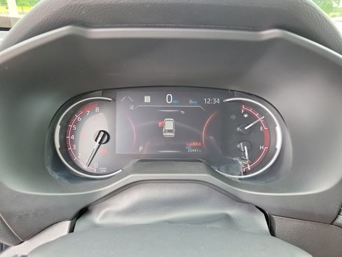Certified 2025 Toyota RAV4 LE AWD/4WD image 23