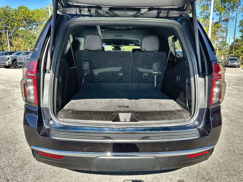 Used 2023 Chevrolet Suburban LT image 25