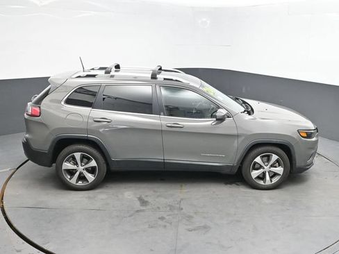 Used 2020 Jeep Cherokee Limited FWD image 40