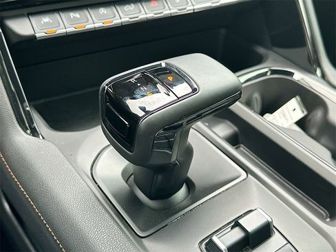 Used 2025 GMC Sierra 1500 AT4 w/ AT4 Premium Package image 22