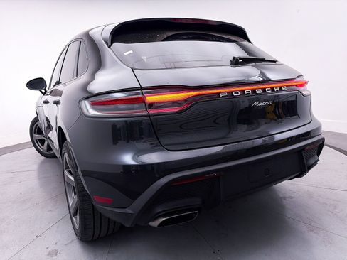 Used 2024 Porsche Macan AWD/4WD image 4