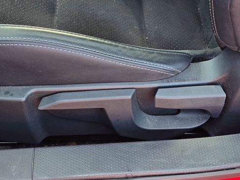 Used 2024 Toyota GR86 Premium image 11