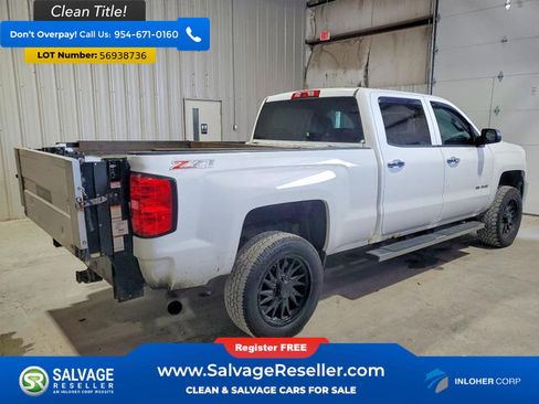 Used 2015 Chevrolet Silverado 3500 LT w/ LT Convenience Package AWD/4WD image 4