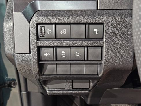 Certified 2025 Toyota 4Runner TRD Off-Road AWD/4WD image 25