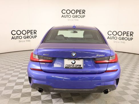 Used 2021 BMW 330i xDrive Sedan w/ M Sport Package image 23