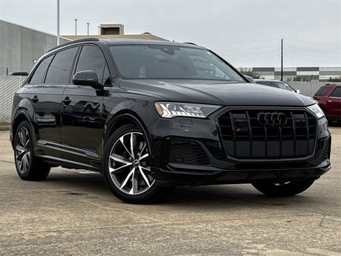 Used 2023 Audi SQ7 Prestige w/ Prestige Package image 2