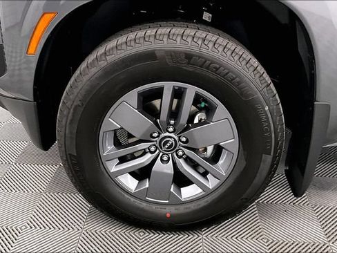 New 2026 Nissan Frontier SV w/ SV Convenience Package RWD image 12