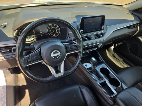 Certified 2024 Nissan Altima 2.5 SR FWD image 15