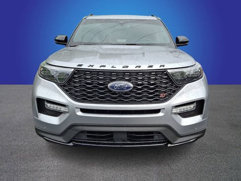 Used 2023 Ford Explorer ST w/ Equipment Group 401A AWD/4WD image 2