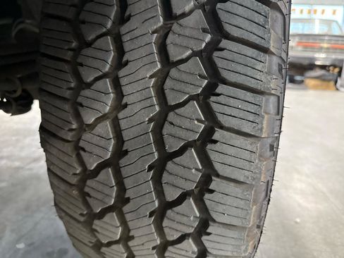 Used 2013 Ford F150 XLT w/ Luxury Equipment Group AWD/4WD image 57