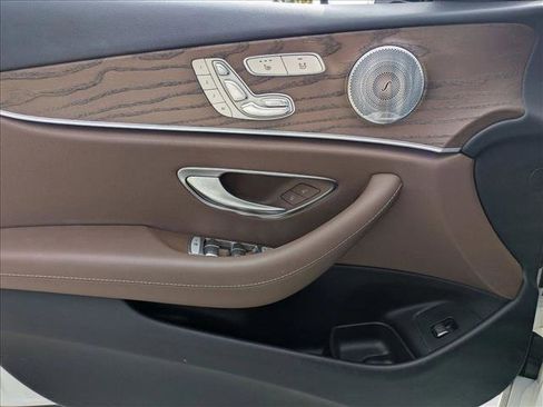 Used 2018 Mercedes-Benz E 300 E 300 image 7