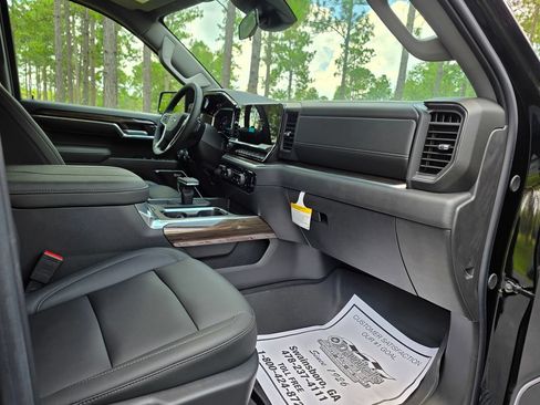 New 2026 Chevrolet Silverado 1500 LT Trail Boss w/ LT Trail Boss Premium Package AWD/4WD image 26