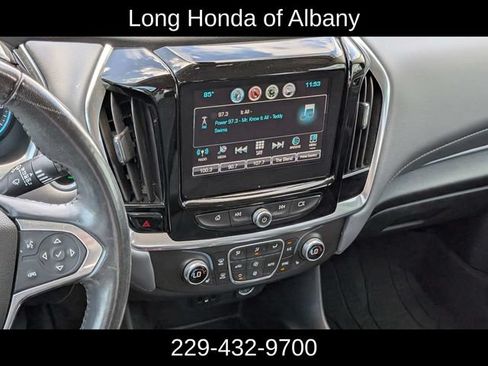 Used 2018 Chevrolet Traverse LT FWD image 20