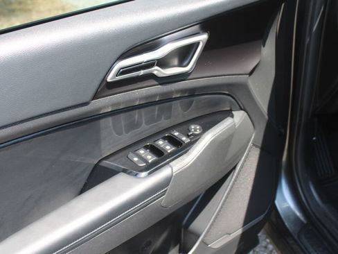 Certified 2023 Kia Sportage EX FWD image 18