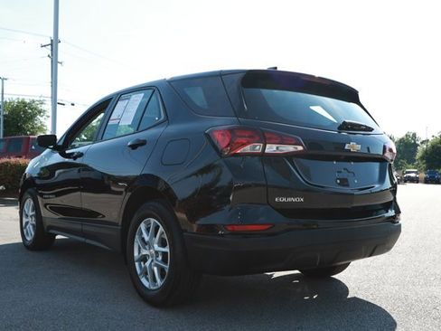 Used 2023 Chevrolet Equinox LS w/ LPO, Floor Liner Package FWD image 8
