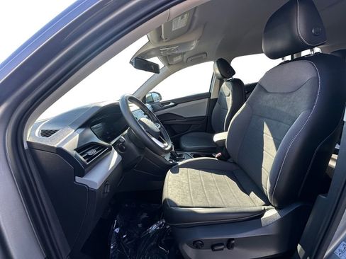 Used 2022 Volkswagen Taos SE image 10