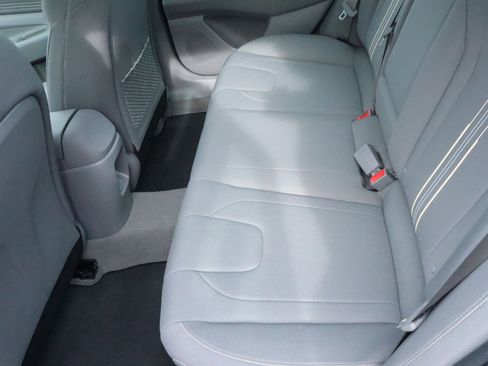 New 2026 Hyundai Elantra SEL Sport image 18