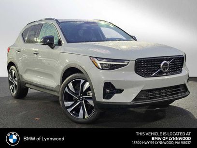 Used 2024 Volvo XC40 B5 Plus w/ Protection Package Premier