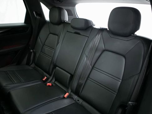 Certified 2023 Porsche Cayenne image 29