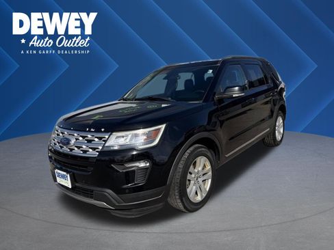Used 2018 Ford Explorer XLT w/ Equipment Group 202A image 1