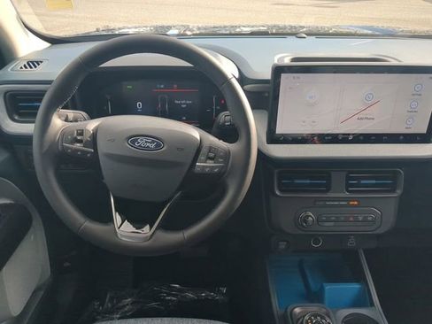 New 2025 Ford Maverick XLT w/ XLT Luxury Package image 5