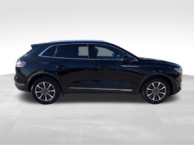 Used 2020 Lincoln Nautilus Premier w/ Equipment Group 101A AWD/4WD image 8