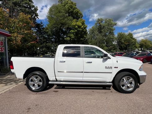 Used 2017 RAM 1500 Big Horn AWD/4WD image 8