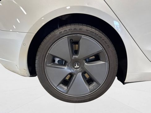 Used 2021 Tesla Model 3 Long Range image 50