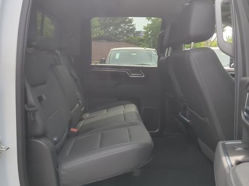 Used 2025 Chevrolet Silverado 2500 LTZ w/ LTZ Premium Package AWD/4WD image 28