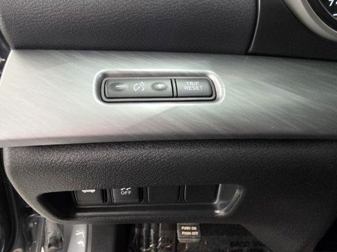 Used 2018 Nissan Maxima 3.5 SV FWD image 14