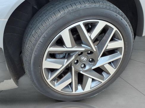 Used 2023 Hyundai Santa Fe Calligraphy AWD/4WD image 5