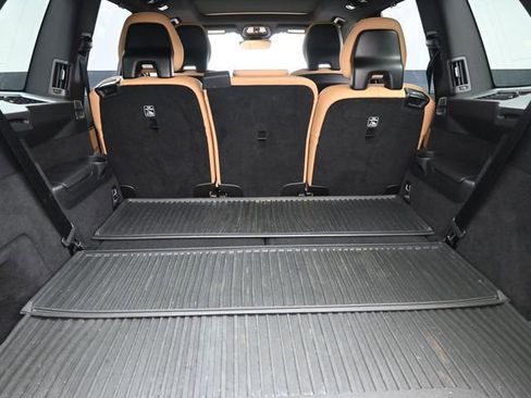 Used 2023 Volvo XC90 B6 Ultimate image 11